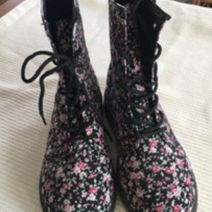 Floral Canvas Boots